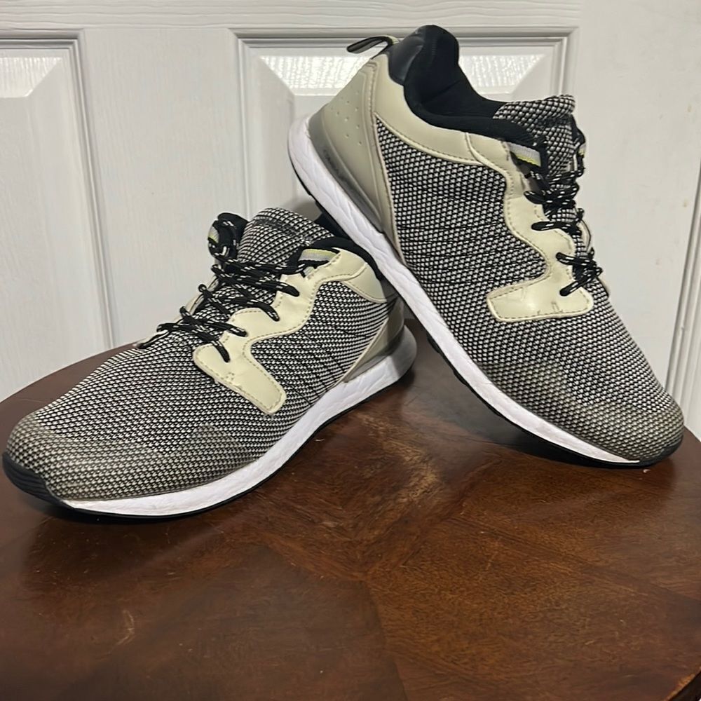 🔥 CREATIVE RECREATION Casual Stylish Sneakers -‎ Cream/Black - EXCELLENT - Sz 8
